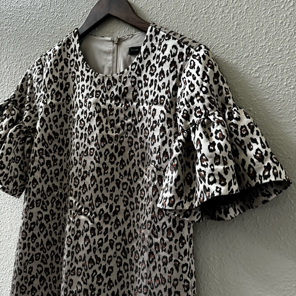 Banana Republic leopard print dress with puff sleeve  size 6 - Picture 2 of 10